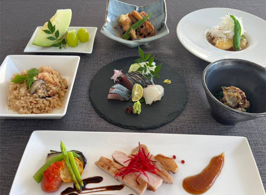 アシズリテルメ夕食洋食