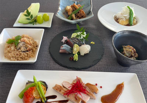 アシズリテルメコース料理